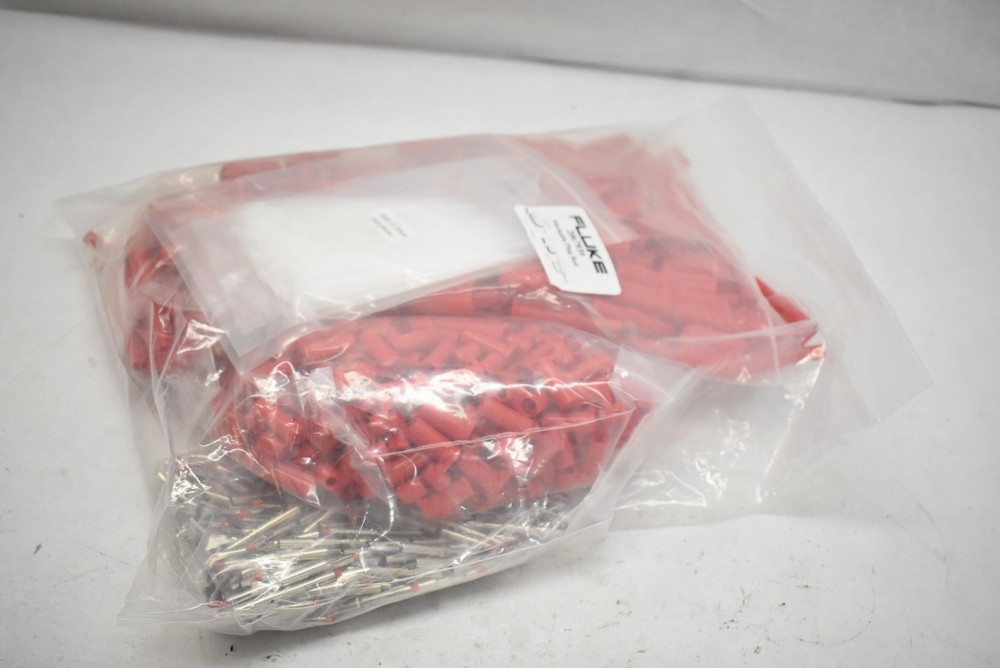 Fluke 2067939 Stackable Plug Red Electrical Connector Bulk Lot New Plugs Tools