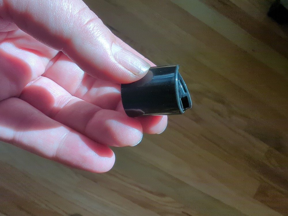 Black Plastic Disc Top Lids