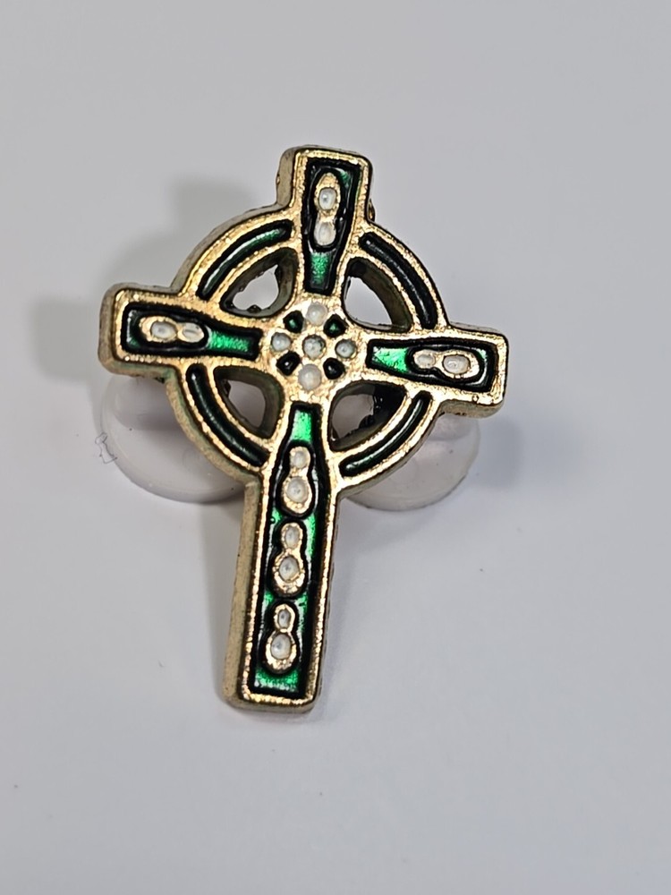 Celtic Cross Lapel Pin Green Design