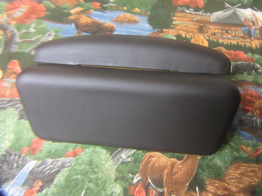 Nautica Black Sunglasses Hard Clamshell Case