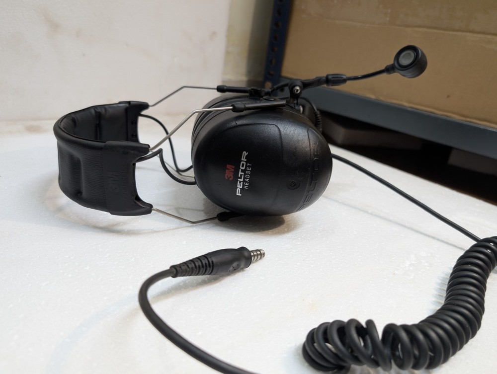 3M PELTOR HEADSET