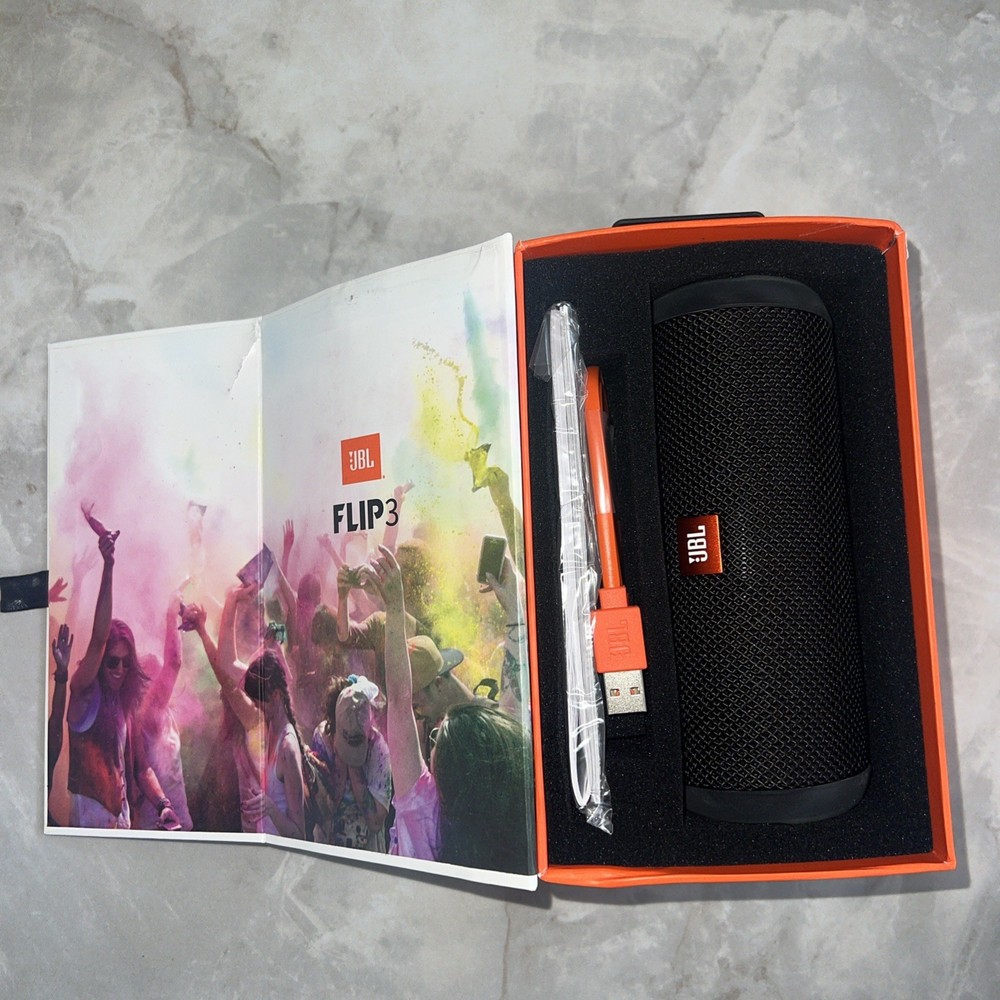 JBL Flip 3 Black Speaker