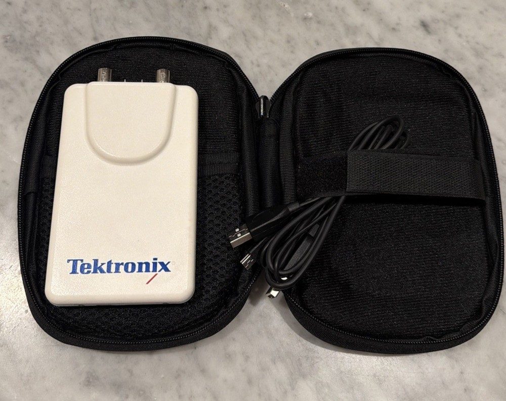 2A- TEKTRONIX TEK TTBV3-015-02V02 With Case