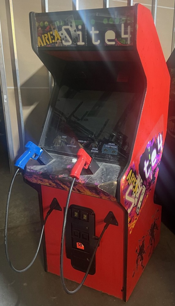 SITE 4 ARCADE MACHINE by ATARI 1998 (AREA 51)