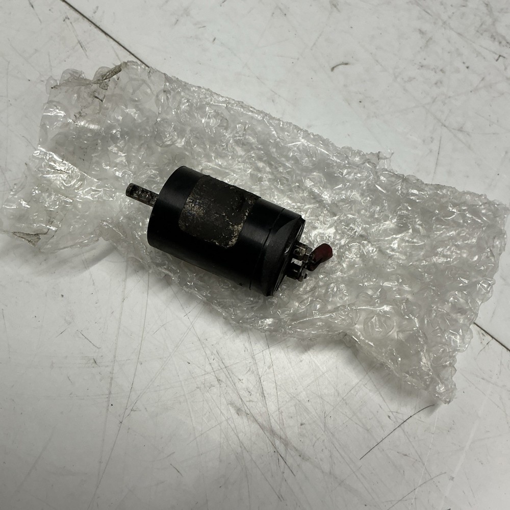 SERVOTEK SA-7103A-2 DC TACHOMETER GENERATOR. W-893