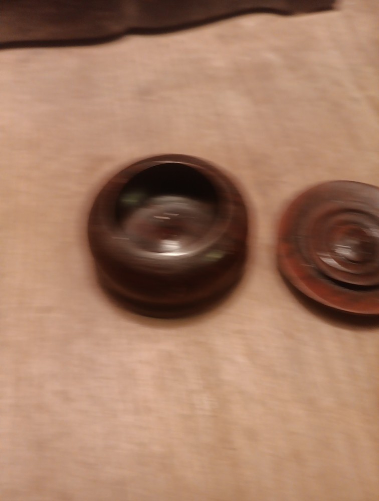 antique treenware Cover Snuff ??