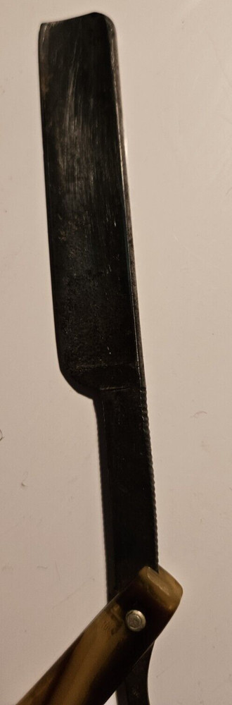 Straight Razor with Plastic Handle - Bakelite? - Unmarked