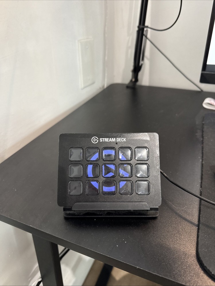 Elgato Stream Deck Live Content Creation Controller - Black, 15 Keys