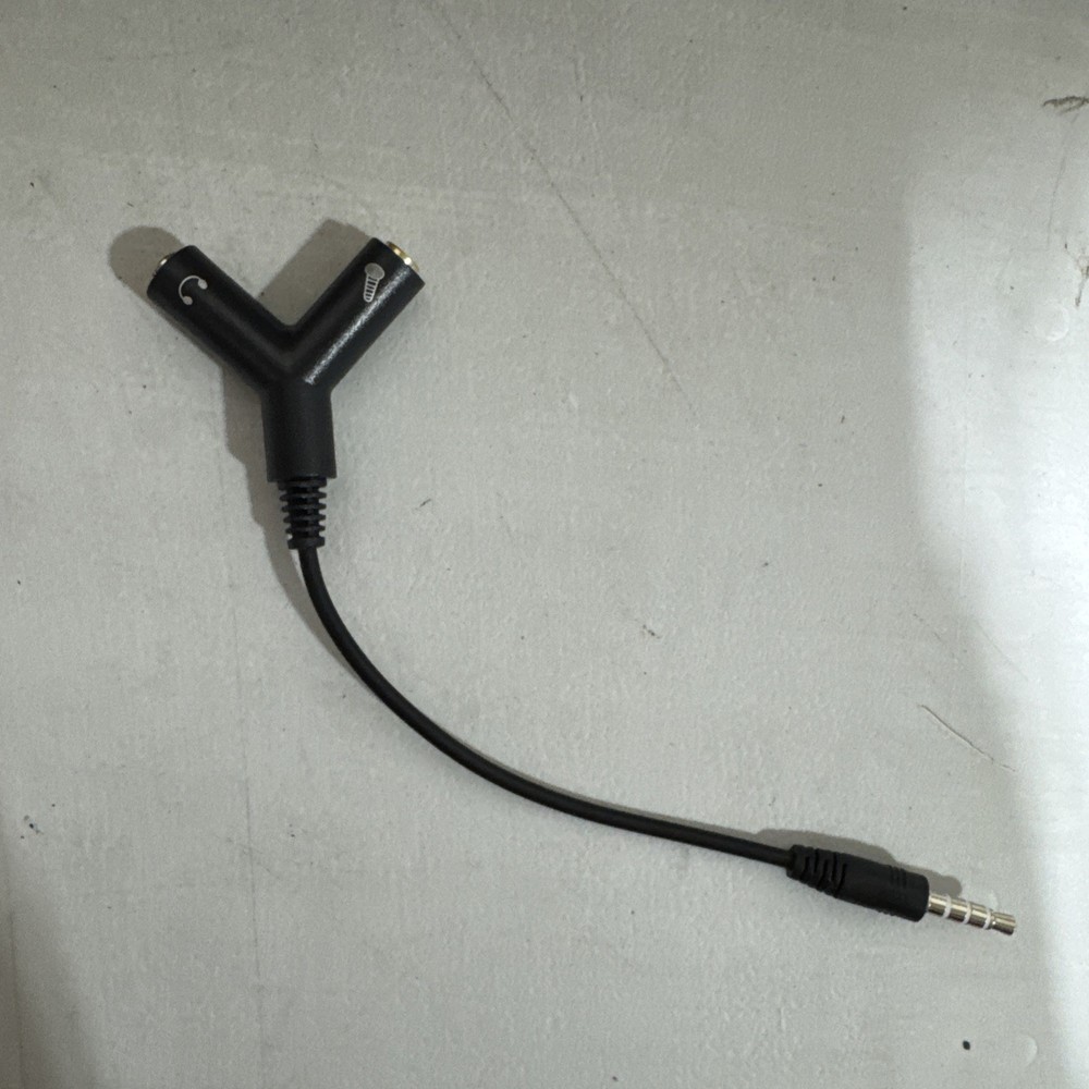 Aukey Studio / Gaming Microphone Model: GD-G1 / J4