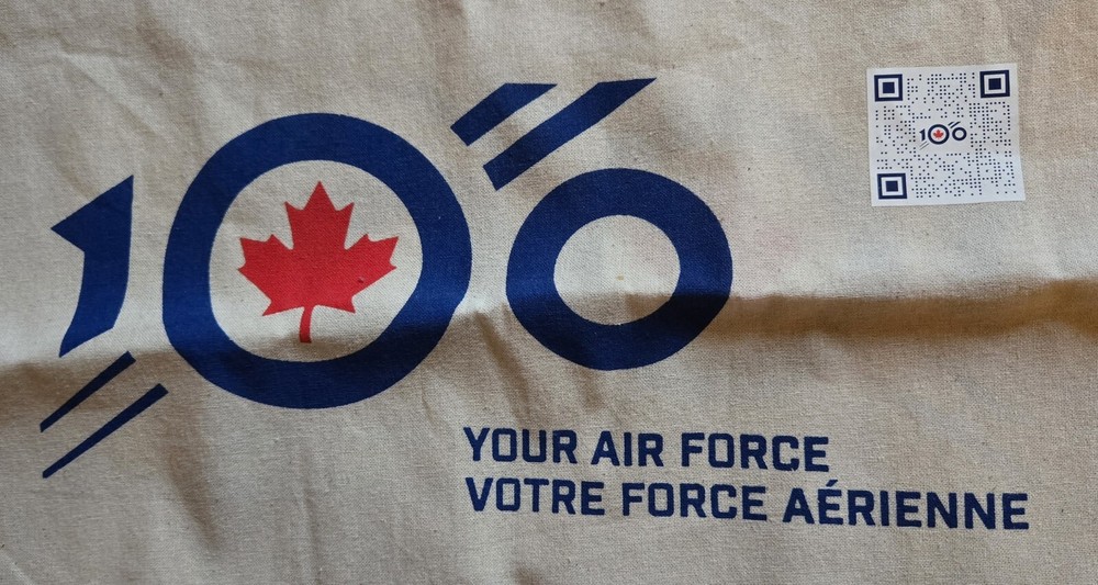 RCAF 100 Tote