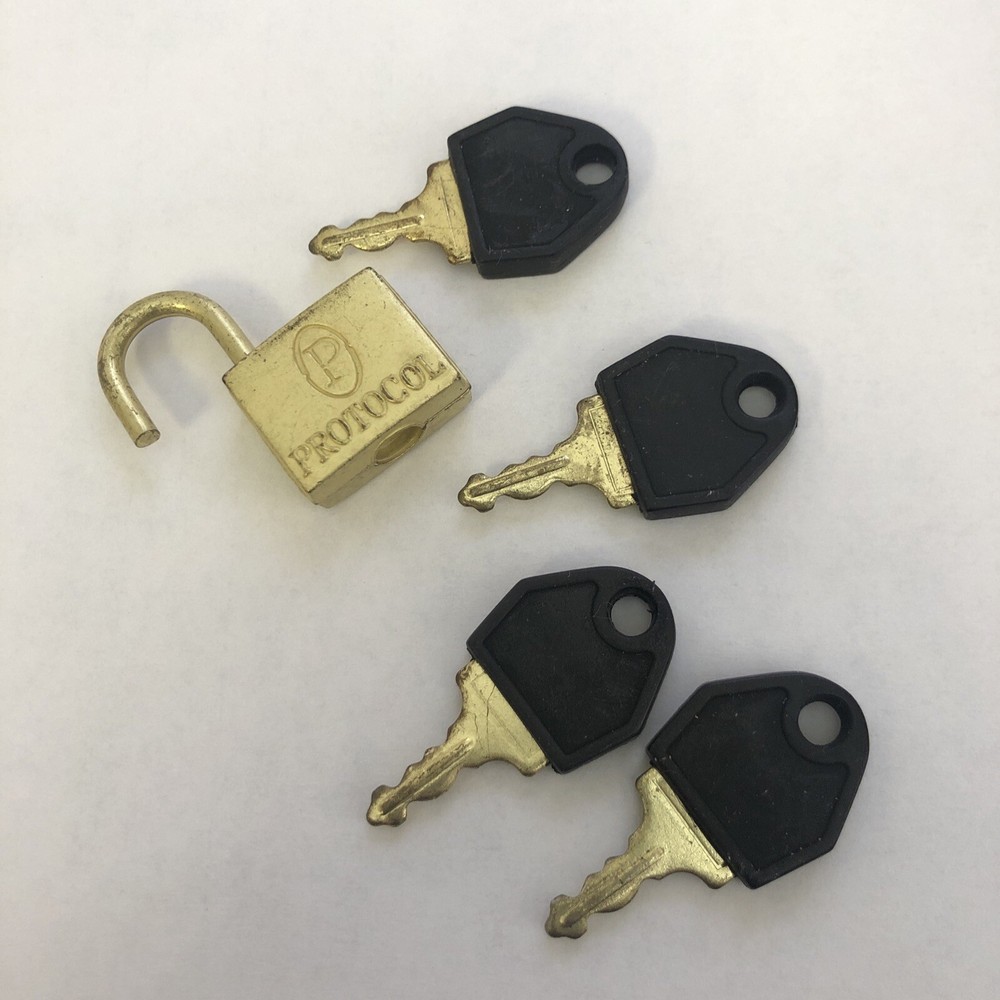 Luggage Lock with 4 keys Protocol brand used