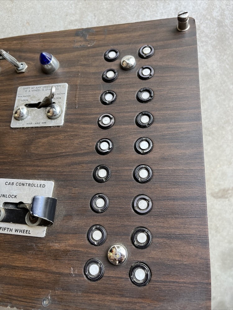 Peterbilt 359 Corvette Dash 2 W/ Gauges Part 2 Used