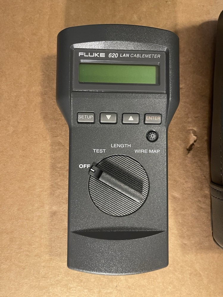 Fluke 620 LAN Cablemeter Cable Tester with Carrying Case (As Is Read Info)