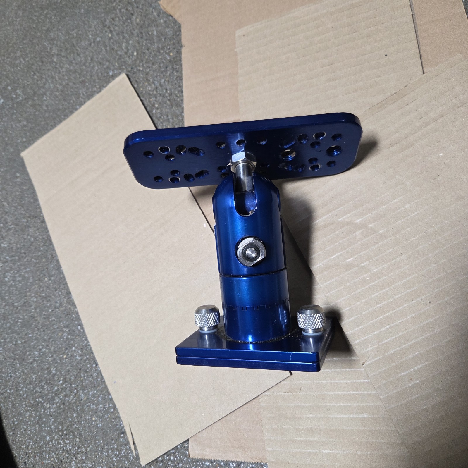 Cisco Fishing Systems Sure-Lock Fully Adjustable Electronics Mount