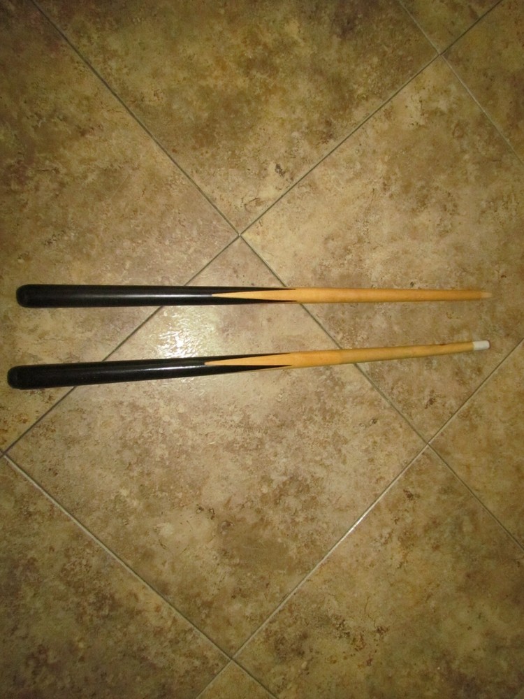 MINI BILLIARDS TABLE TOP BOX COMPLETE 2 STICKS BALLS RACK BRUSH CHALK