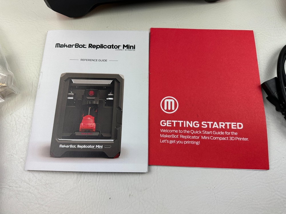 MakerBot Replicator Mini 3D Printer 5th Generation + Filament & Cords Tested