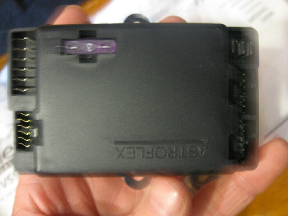 NEW AstroFlex Vehicle Security Module & Cable Kit Remote Start VSS-100 Alarm