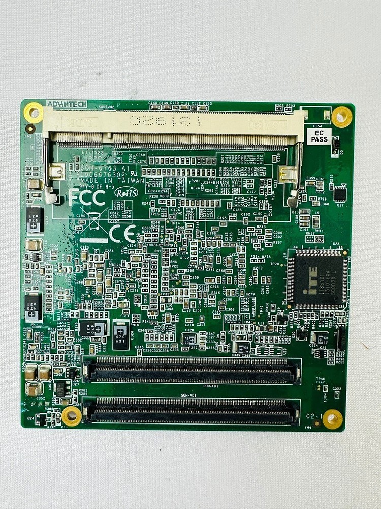 Advantech SOM-6763 CPU Board