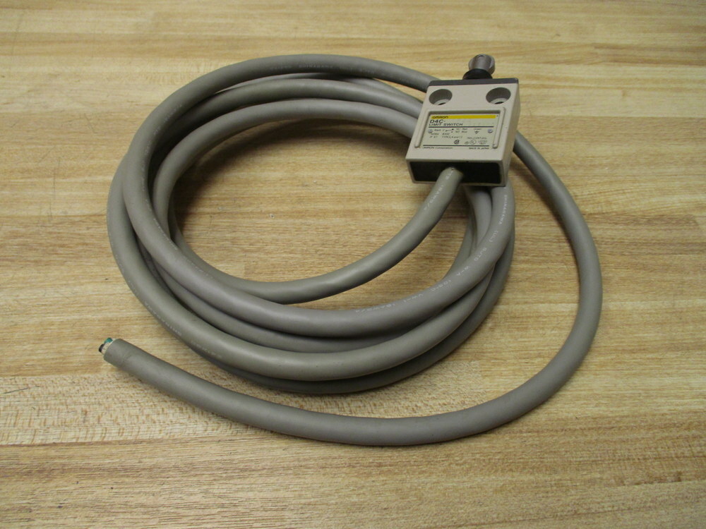 1PCS Limit Switch  D4C-1632 D4C 1632