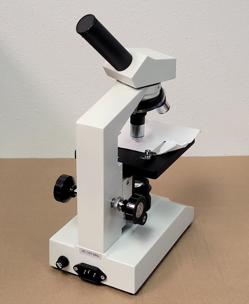 MONOCULAR MICROSCOPE WITH 3 OBJECTIVES 4X 10X 40X