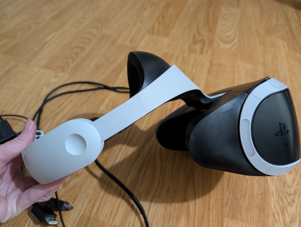 Sony PlayStation VR Headset CUH-ZVR1 W/ Processor Unit, Camera & 2 Games READ