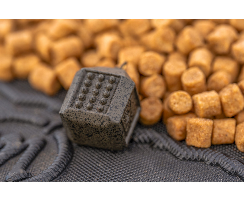 Preston Bullet Cube