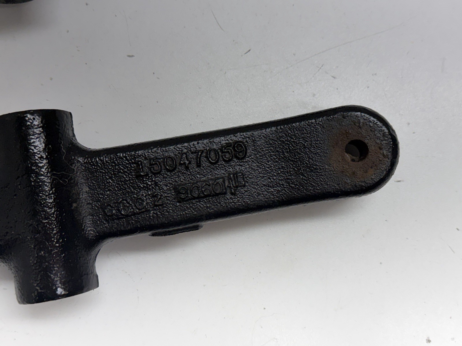 01 - 06 Chevy Silverado GMC Sierra HD 2500 3500 Front Tow Hooks & Hardware A45