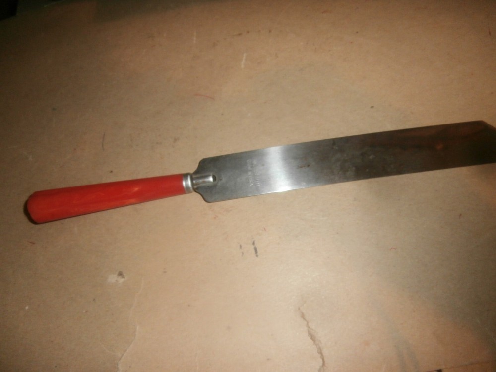 Vintage Bakelite Red Handle  Frosting Spreader Kitchen Tool