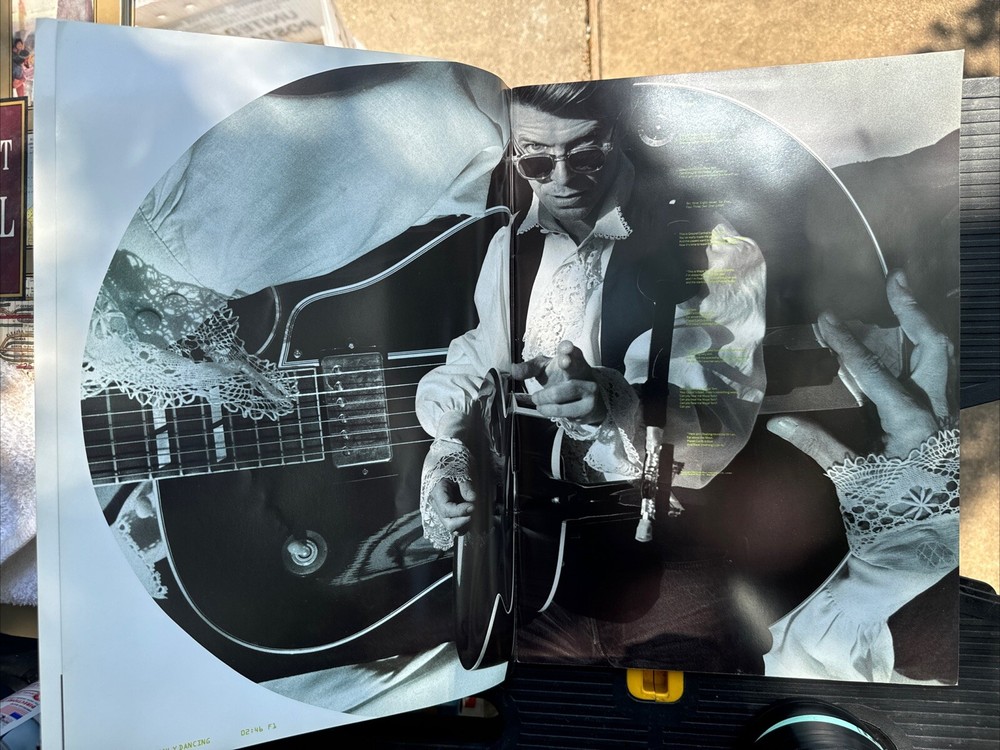 David Bowie Sound & Vision Tour 1990 Official Programme