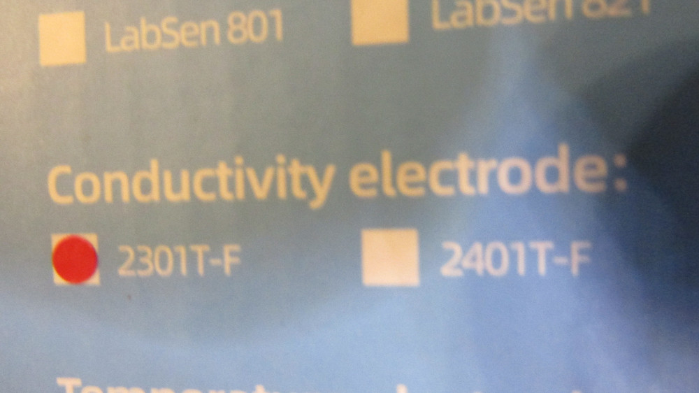 Apera Instruments EC700 Benchtop Lab pH Conductivity/Temperature Meter