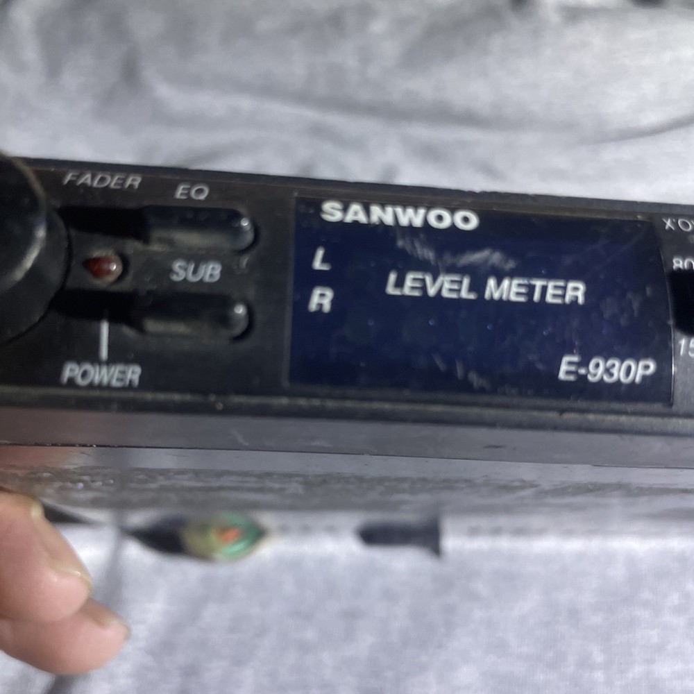Sanwoo Level Meter Equalizer 9 Band Model E-930P