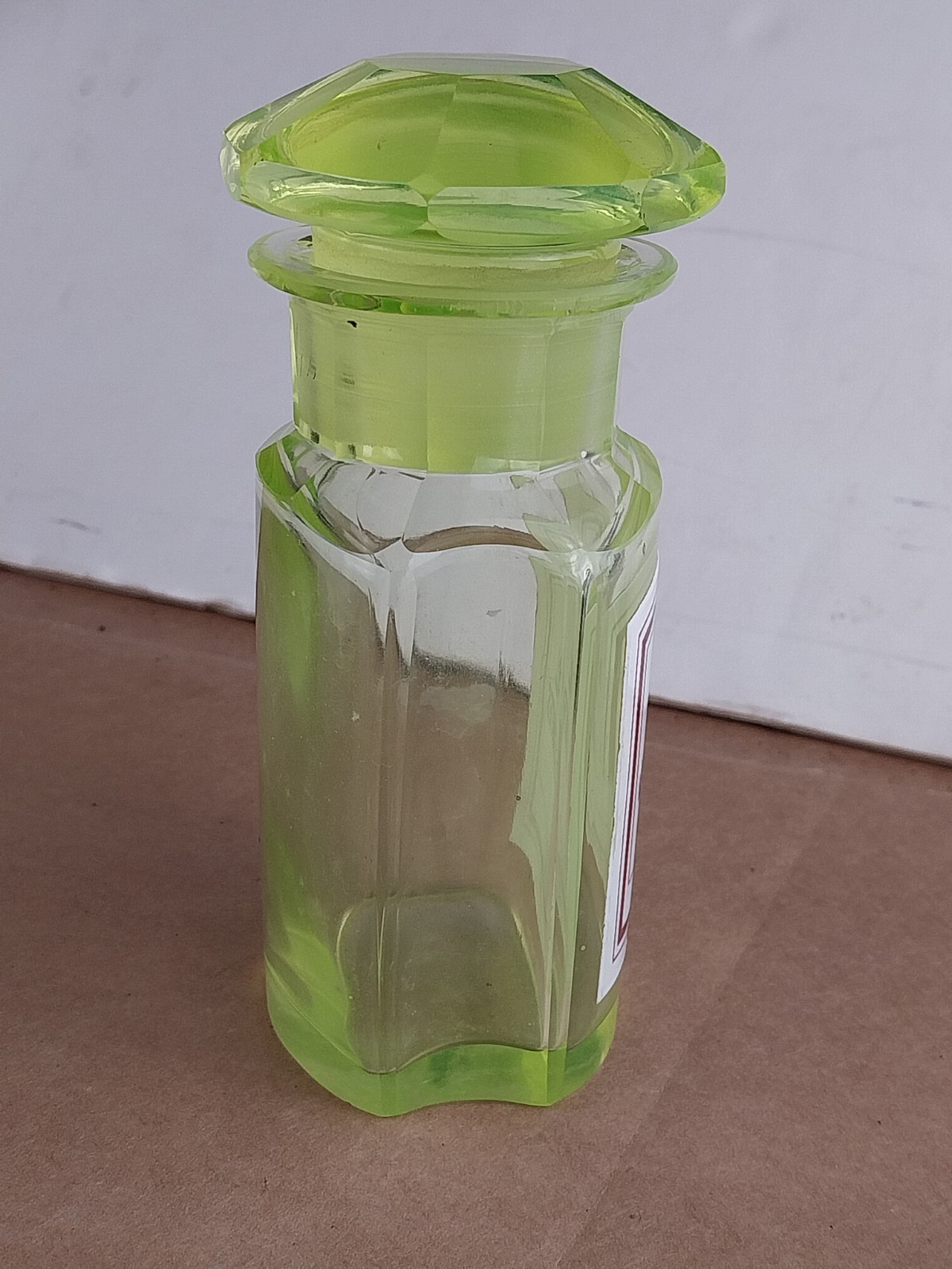 Antique Rare Uranium Glass Apothecary Chemist Pharmacy Medicine Bottle Vaseline