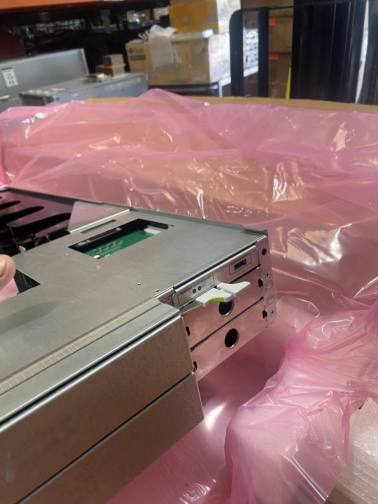 Oracle SL150 Expansion Module Chassis 7328113