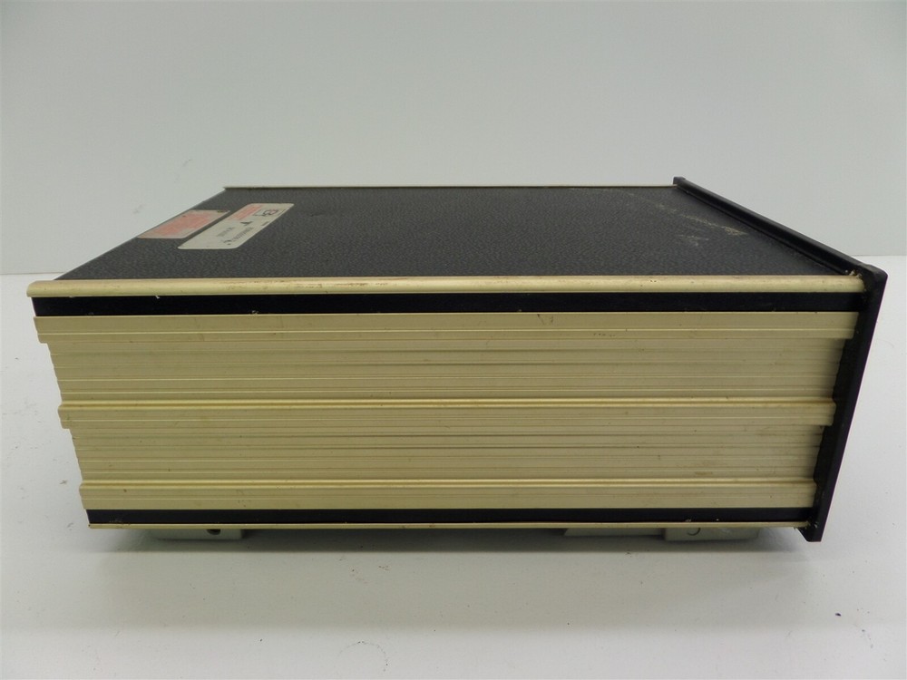 Brooks Instruments 5867 Dual Channel Flow Controller - Missing Face Plate