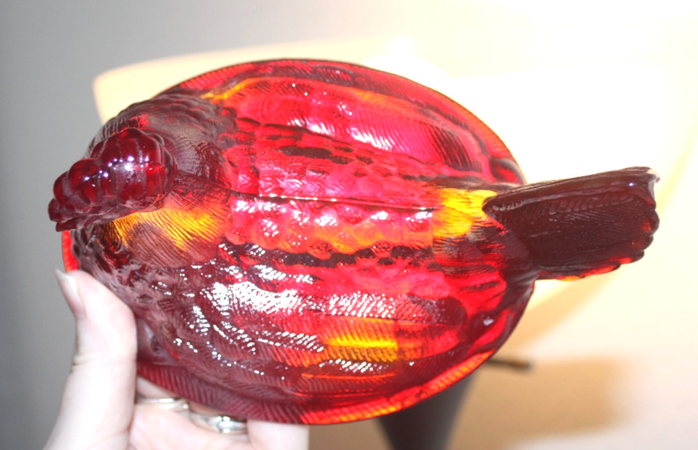 Westmoreland Ruby / Amberina Iridescent Hen On Nest