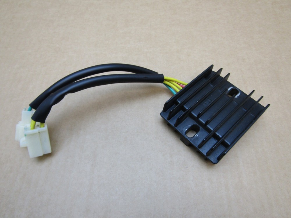 SYM Symphony 125 2023 314 miles regulator rectifier (13357)