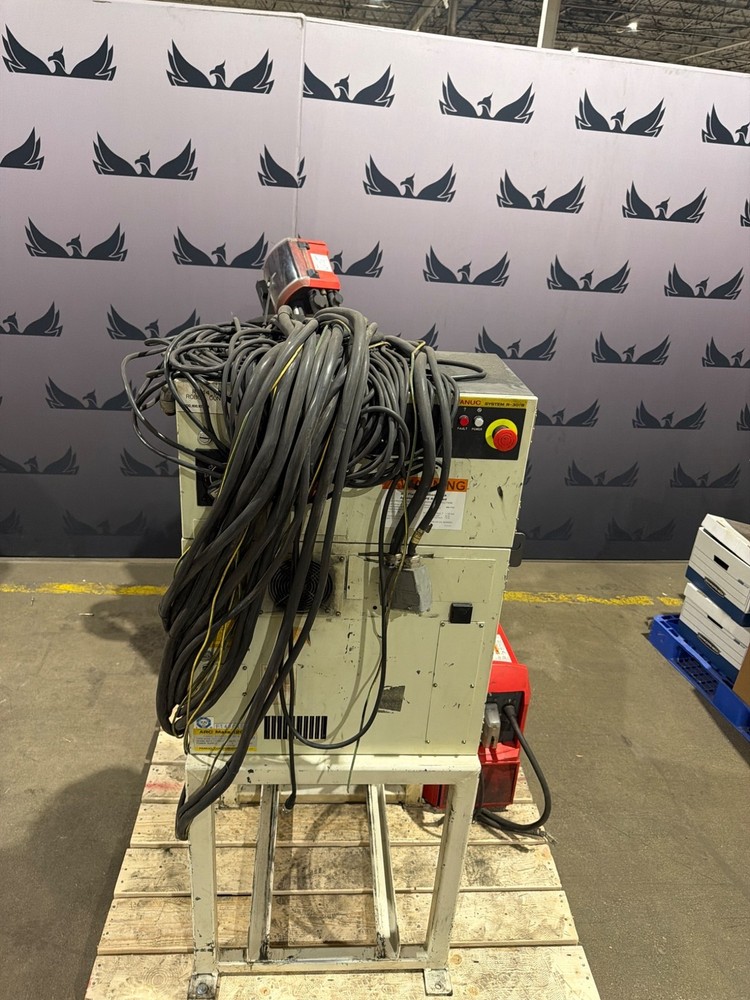 FANUC ArcMate 120iC Robot Complete w/ R‑30iB Controller & Fronius Welding System