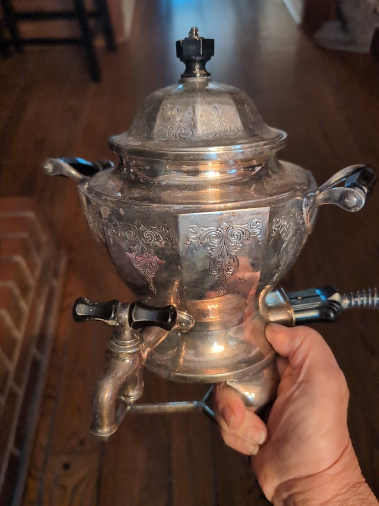 Universal Silver plated Decorated Electric Teapot W/ Strainer, Legs And Cord