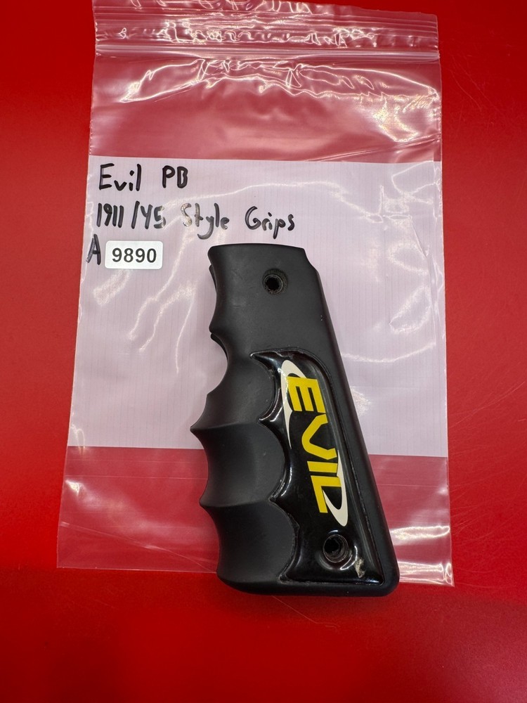 Evil PB 1911/45 Style Grips
