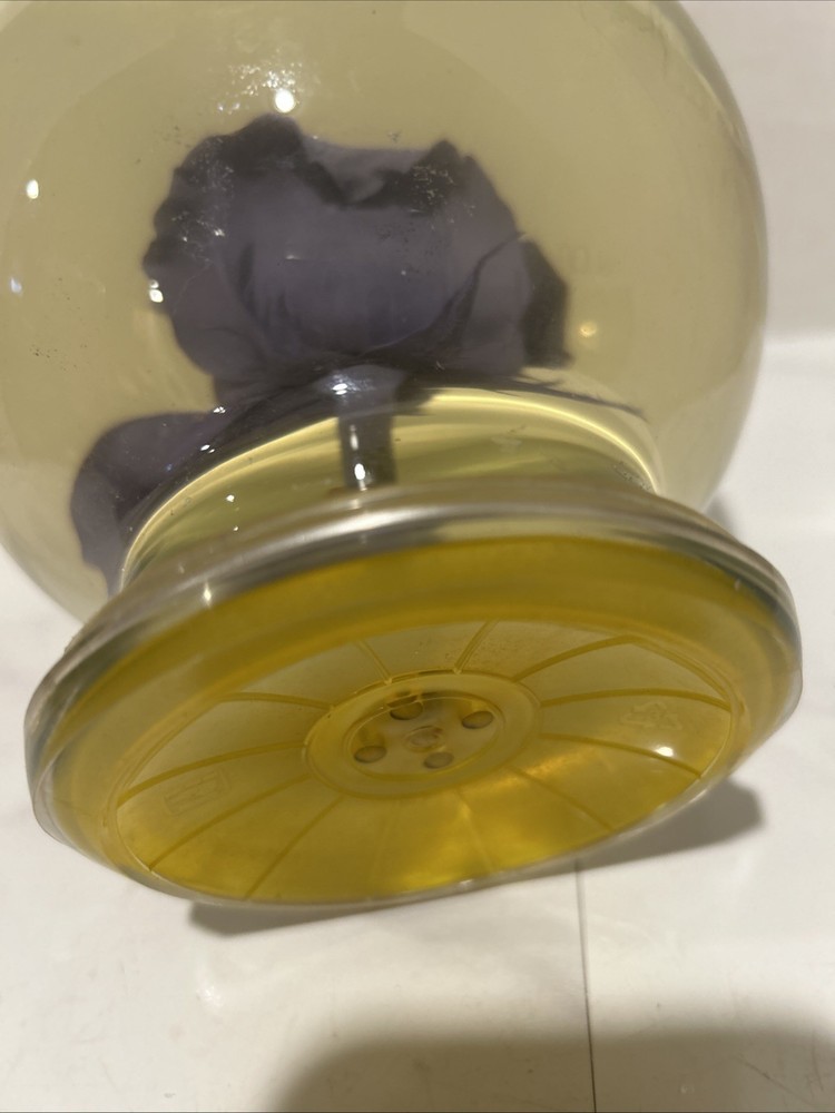 Forever Real Lavender Rose Globe With Suction Bottom