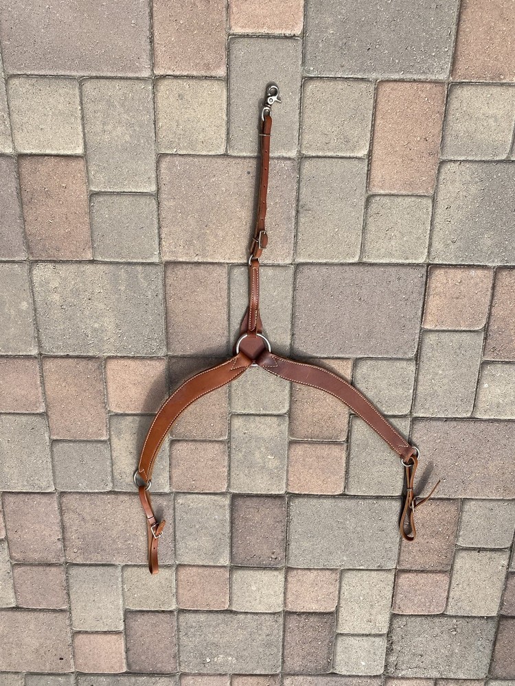 Light Tan breast collar