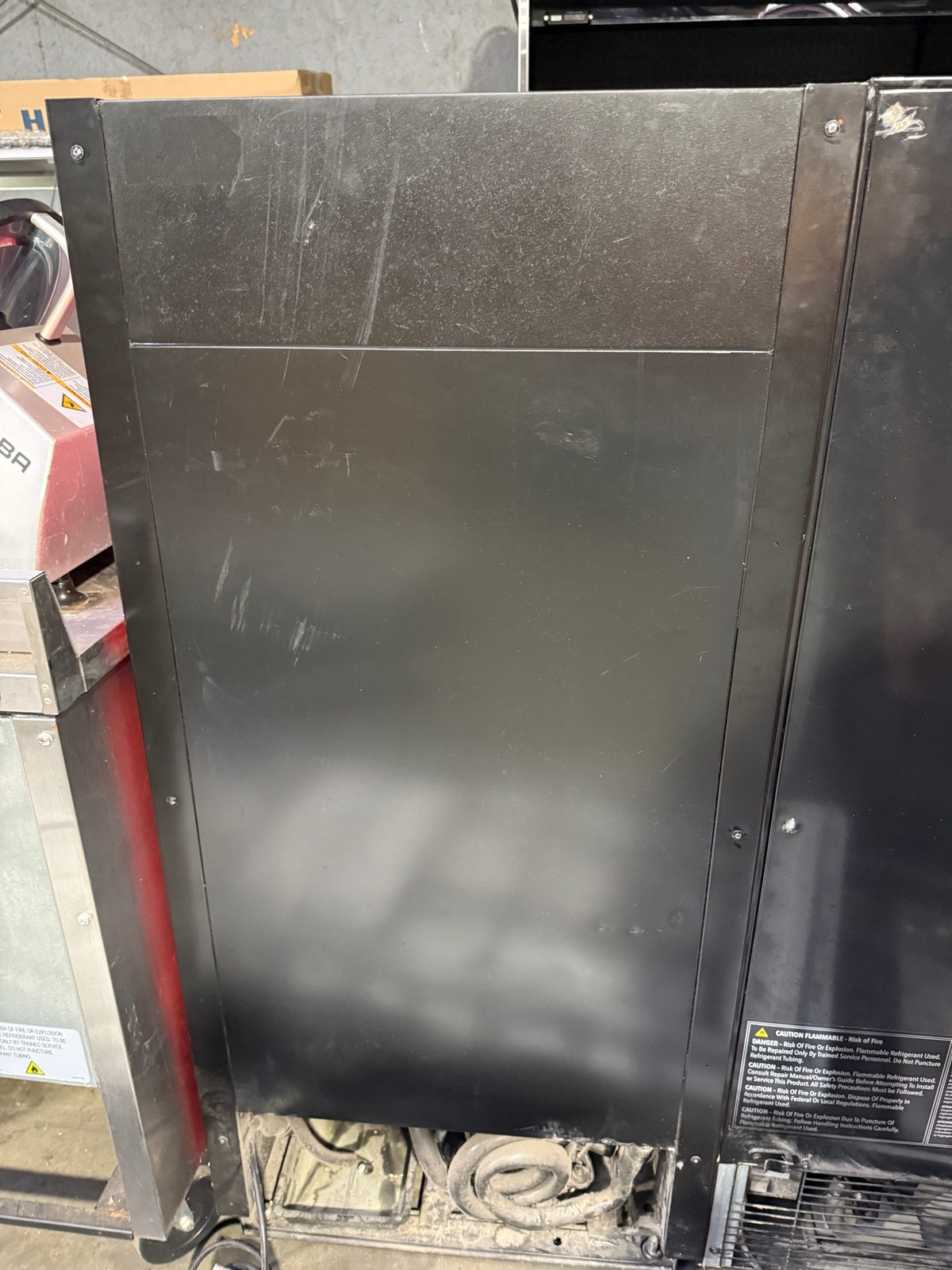 TRUE GDM-10 SINGLE GLASS DOOR REFIGERATOR MERCHANDISER COOLER