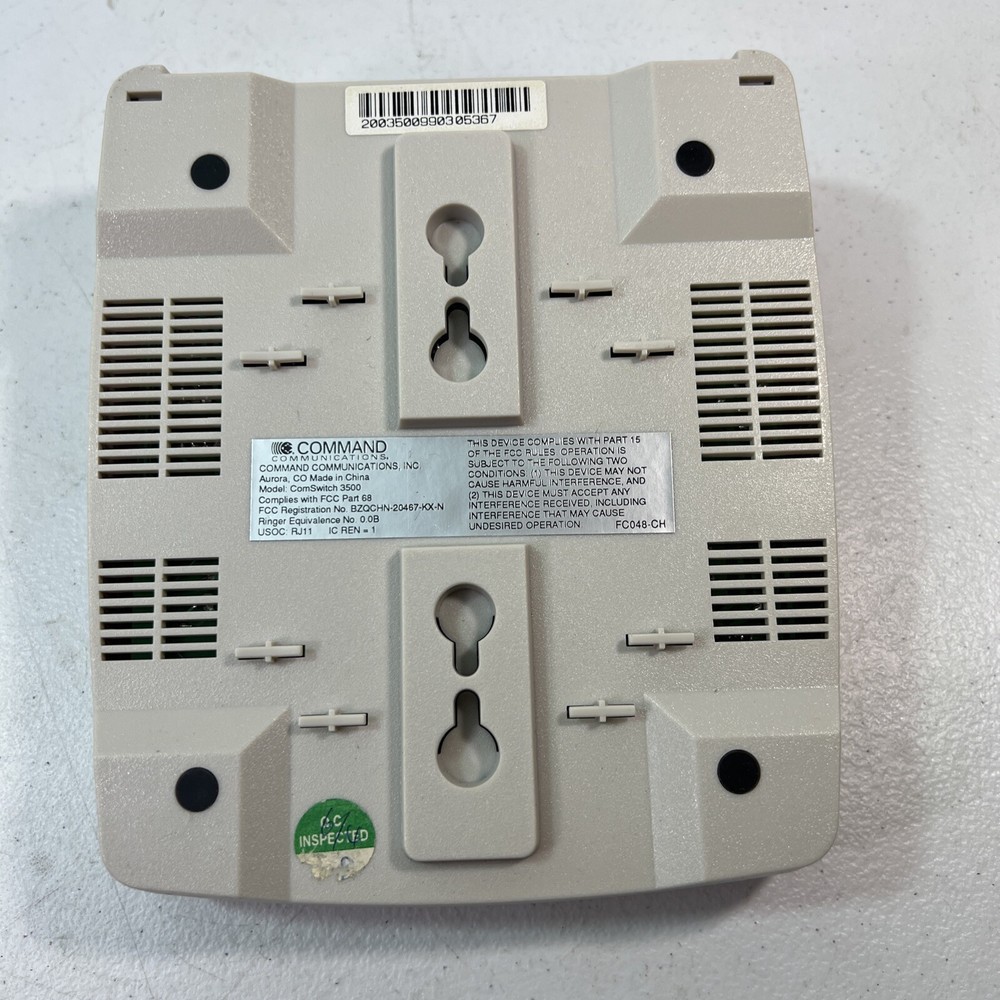 Command Communications Com (CS3500) 4-Ports External Switch