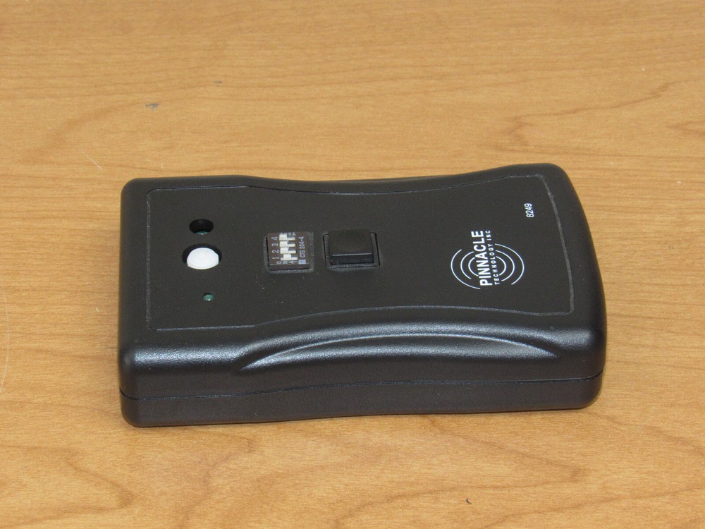 Pinnacle Technology 8249 Test Source for 8200 & 8400 Systems - UNTESTED