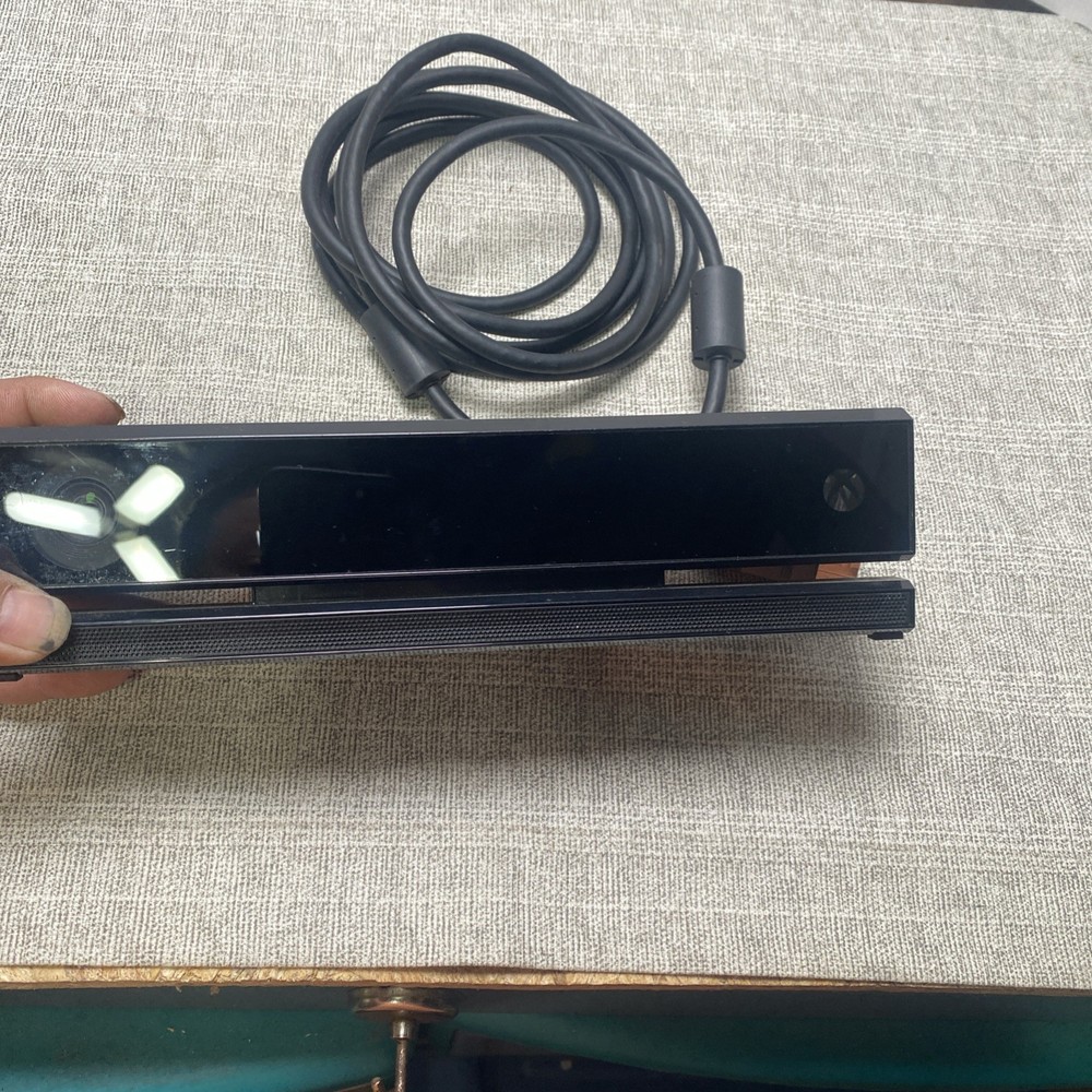 Microsoft Xbox One Kinect Camera Motion Sensor Bar Black Model 1520 OEM