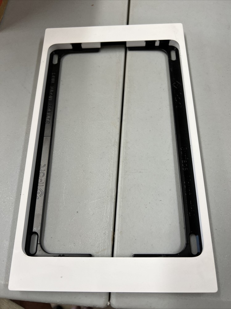 iPort Surface Mount Bezel White aluminum iPad Mini 4