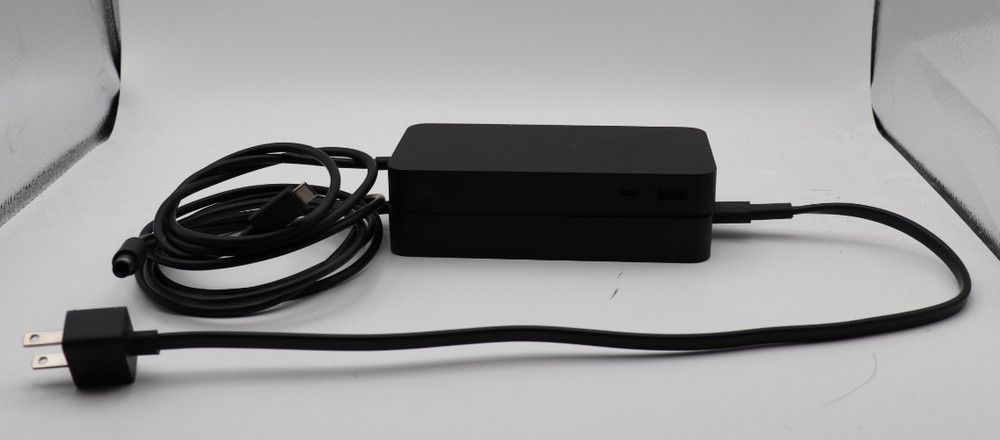 Microsoft Surface Thunderbolt Dock High-Speed Docking Station - T8H-00001 - Open