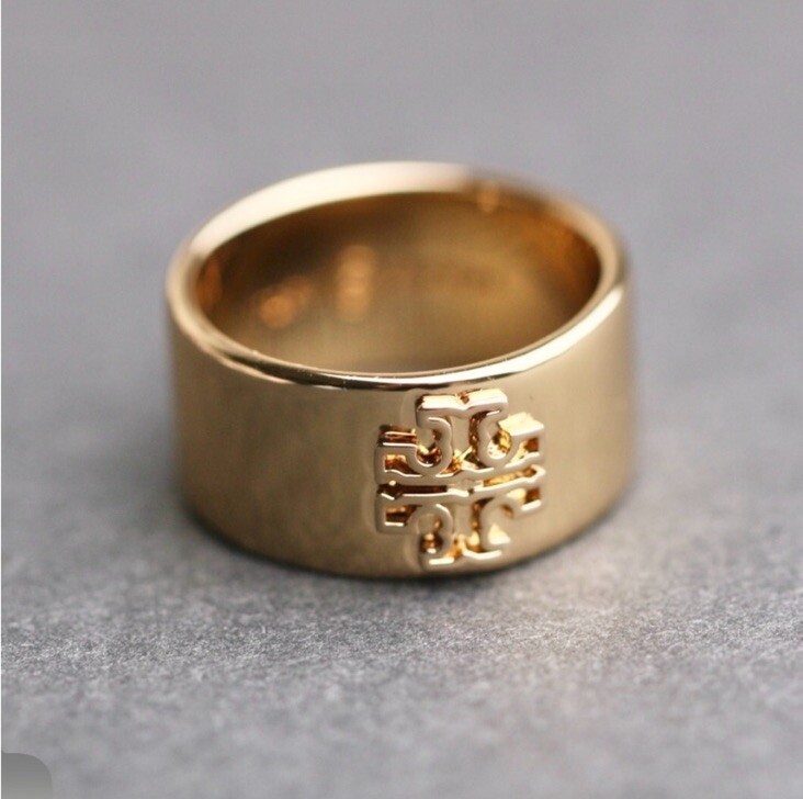 Tory Burch Britten Ring Size 6