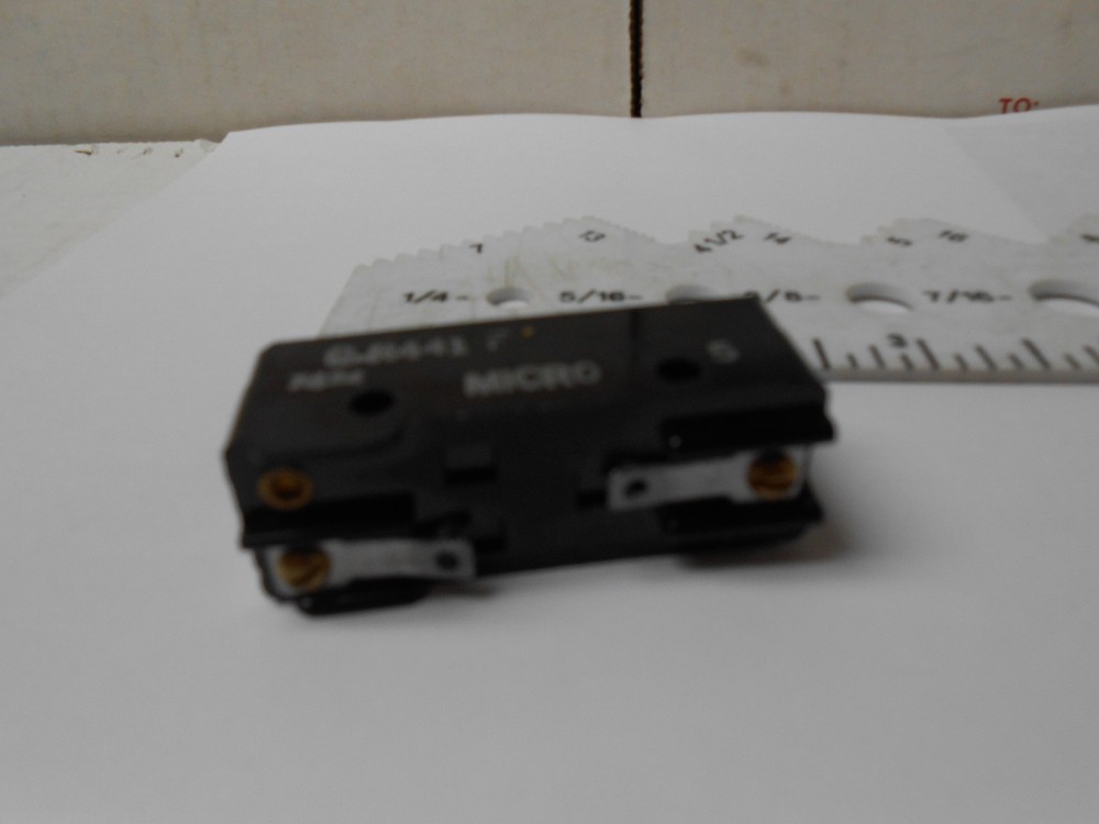 GR441 MICROSWITCH 460AC/250DC 1 POLE SINGLE/NORMALLY OPEN/MONENTARY NOS