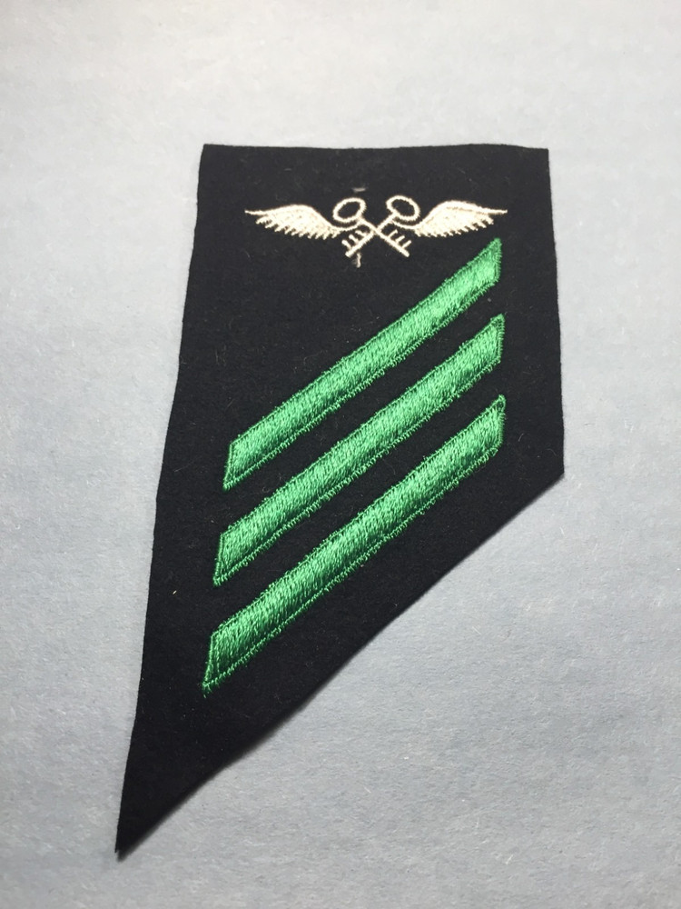 US Navy - Aviation Storekeeper E-3 patch (on felt)